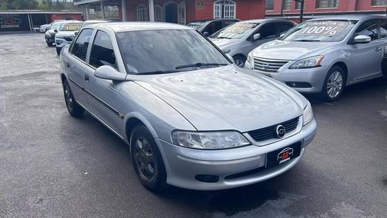 CHEVROLET VECTRA 2.2 MPFI GLS 8V GASOLINA 4P MANUAL